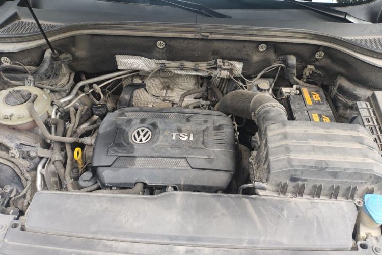 Used Volkswagen Teramont 2017 380TSI Four-Wheel Drive Luxury Edition Engine Bay