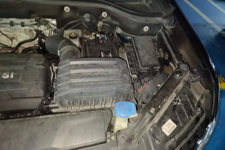 Used Volkswagen Teramont 2017 380TSI Four-Wheel Drive Luxury Edition Engine Bay Left