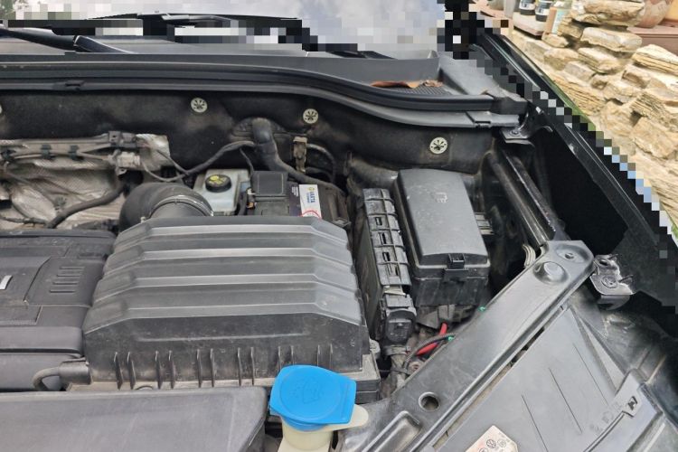 Used Volkswagen Teramont 2017 380TSI Four-Wheel Drive Luxury Edition Engine Bay Left