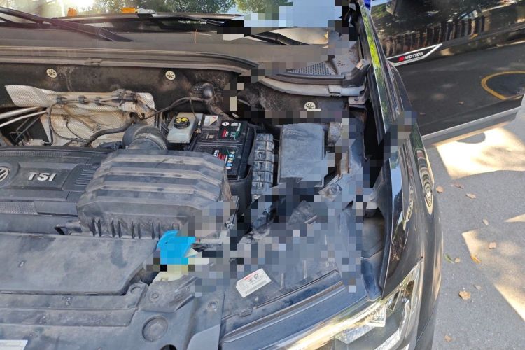 Used Volkswagen Teramont 2017 380TSI Four-Wheel Drive Comfort Edition Engine Bay Left