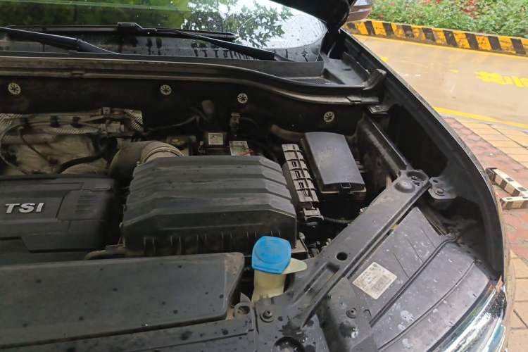 Used Volkswagen Teramont 2017 380TSI Four-Wheel Drive Flagship Edition Engine Bay Left