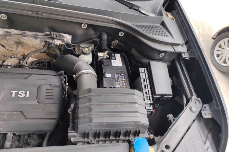 Used Volkswagen Teramont 2017 380TSI Four-Wheel Drive Luxury Edition Engine Bay Left