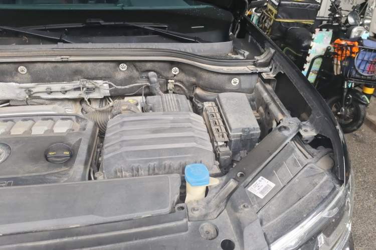 Used Volkswagen Teramont 2017 530 V6 Four-Wheel Drive Flagship Edition Engine Bay Left