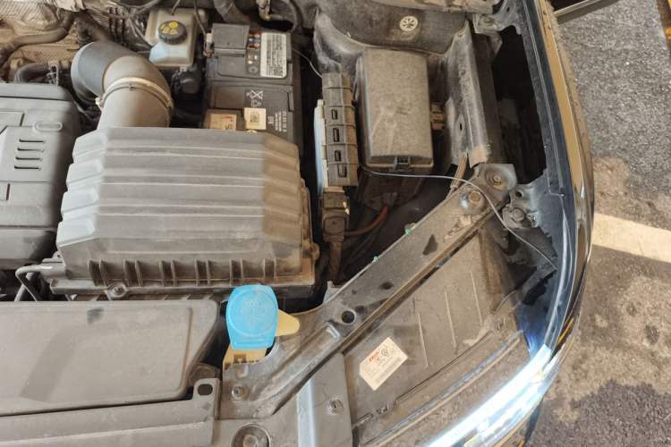 Used Volkswagen Teramont 2017 380TSI Four-Wheel Drive Luxury Edition Engine Bay Left