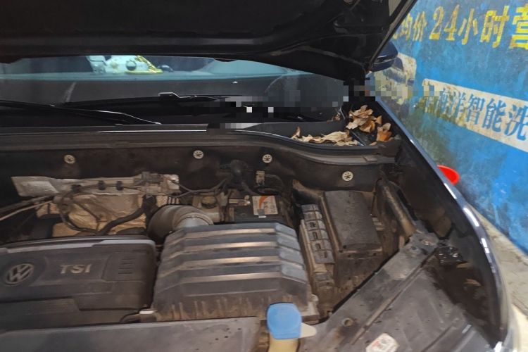 Used Volkswagen Teramont 2017 380TSI Four-Wheel Drive Luxury Edition Engine Bay Left
