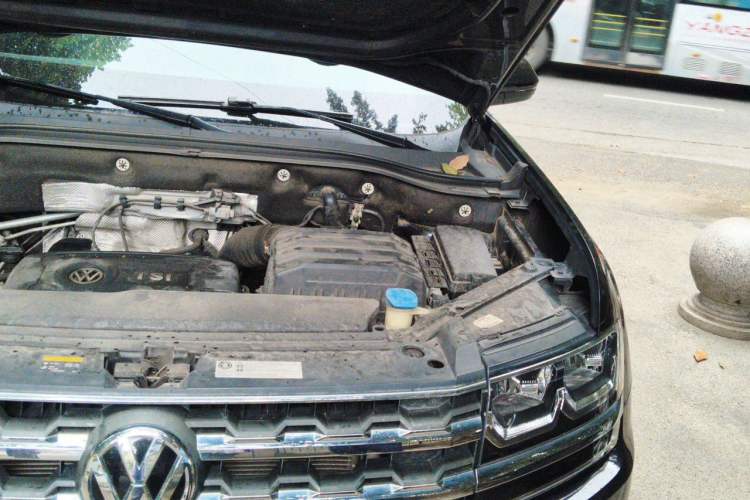 Used Volkswagen Teramont 2017 380TSI Four-Wheel Drive Luxury Edition Engine Bay Left
