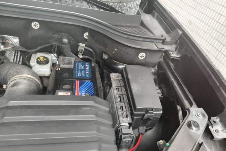 Used Volkswagen Teramont 2017 380TSI Four-Wheel Drive Luxury Edition Engine Bay Left