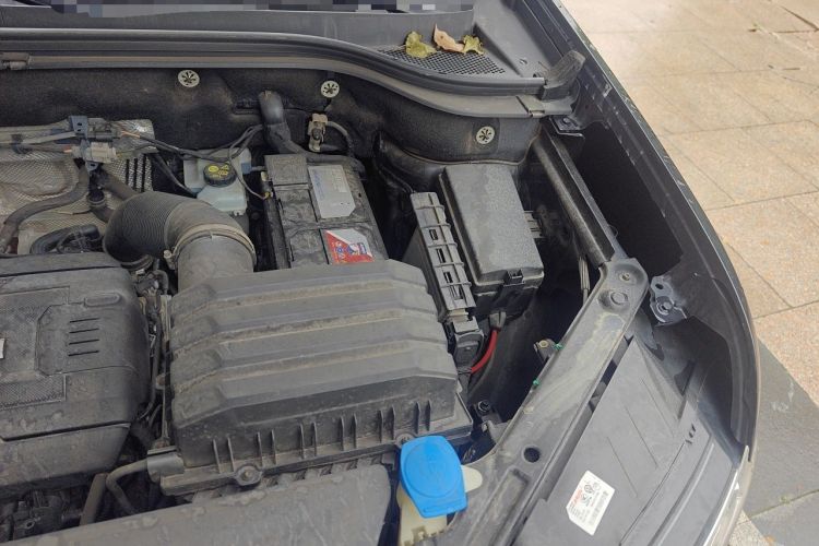 Used Volkswagen Teramont 2017 380TSI Four-Wheel Drive Luxury Edition Engine Bay Left