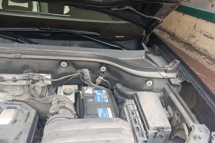 Used Volkswagen Teramont 2017 530 V6 Four-Wheel Drive Luxury Edition Engine Bay Left