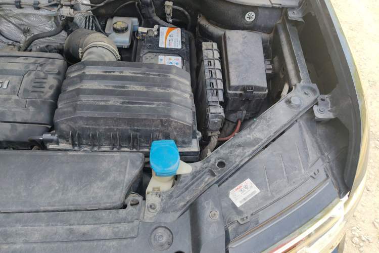Used Volkswagen Teramont 2017 380TSI Four-Wheel Drive Comfort Edition Engine Bay Left