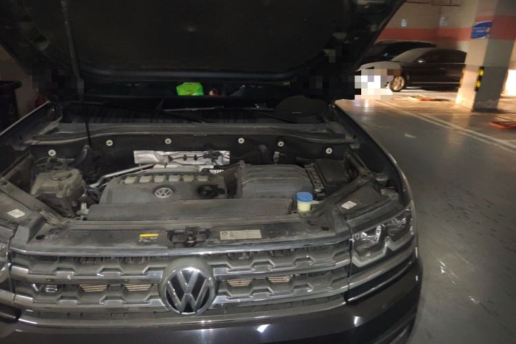 Used Volkswagen Teramont 2017 530 V6 Four-Wheel Drive Luxury Edition Engine Bay Left