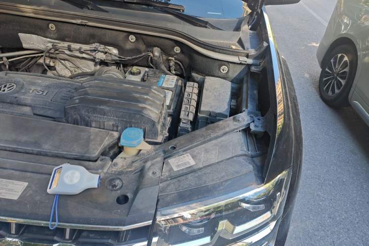 Used Volkswagen Teramont 2017 380TSI Four-Wheel Drive Flagship Edition Engine Bay Left