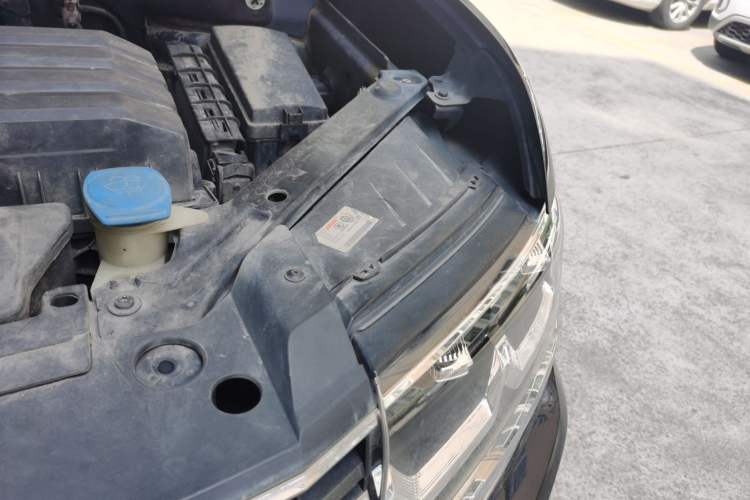 Used Volkswagen Teramont 2017 380TSI Four-Wheel Drive Comfort Edition Engine Bay Left