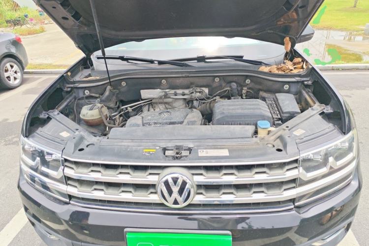 Used Volkswagen Teramont 2017 330TSI Two-Wheel-Drive Luxury Edition Engine Bay
