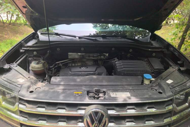 Used Volkswagen Teramont 2017 330TSI Two-Wheel-Drive Luxury Edition Engine Bay