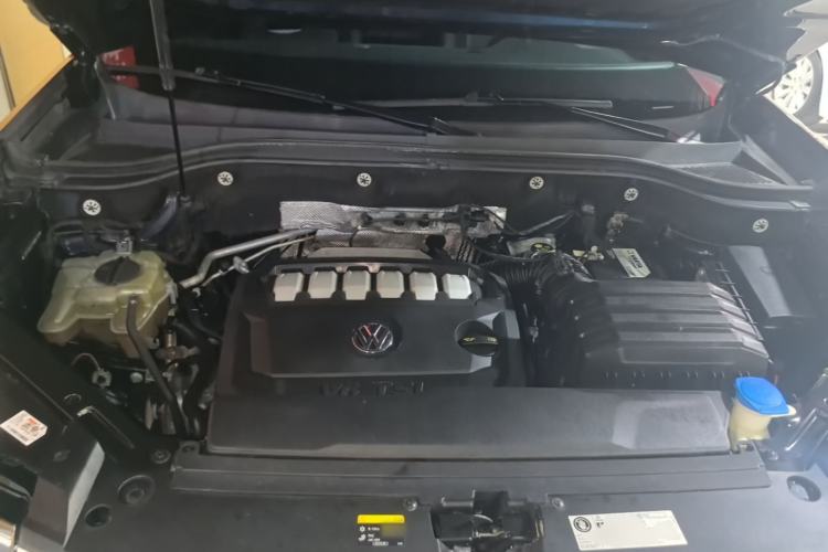 Used Volkswagen Teramont 2017 530 V6 Four-Wheel Drive Luxury Edition Engine Bay