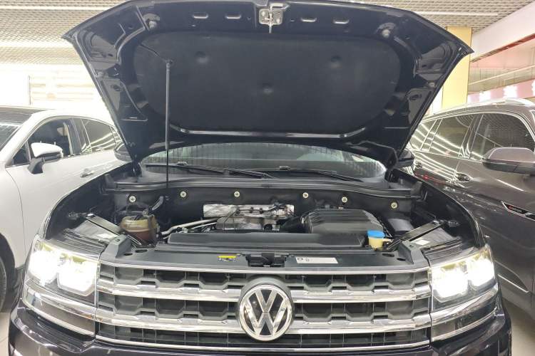 Used Volkswagen Teramont 2017 380TSI Four-Wheel Drive Comfort Edition Engine Bay