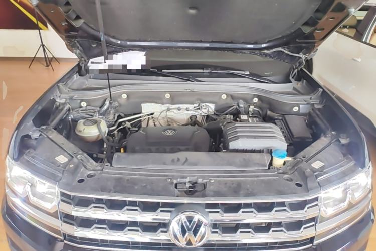Used Volkswagen Teramont 2017 330TSI Two-Wheel-Drive Luxury Edition Engine Bay