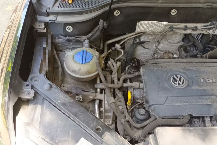 Used Volkswagen Teramont 2017 380TSI Four-Wheel Drive Luxury Edition Engine Bay Right