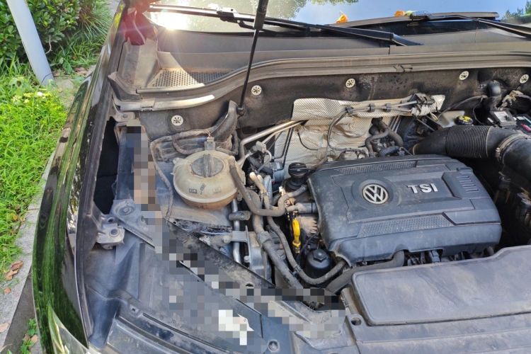 Used Volkswagen Teramont 2017 380TSI Four-Wheel Drive Comfort Edition Engine Bay Right