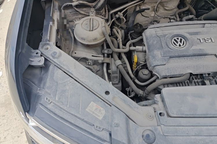 Used Volkswagen Teramont 2017 380TSI Four-Wheel Drive Luxury Edition Engine Bay Right