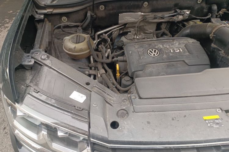 Used Volkswagen Teramont 2017 380TSI Four-Wheel Drive Luxury Edition Engine Bay Right