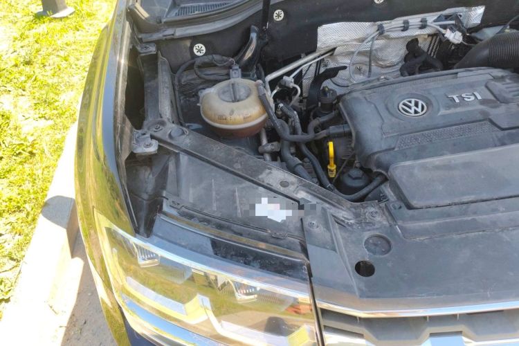 Used Volkswagen Teramont 2017 380TSI Four-Wheel Drive Luxury Edition Engine Bay Right