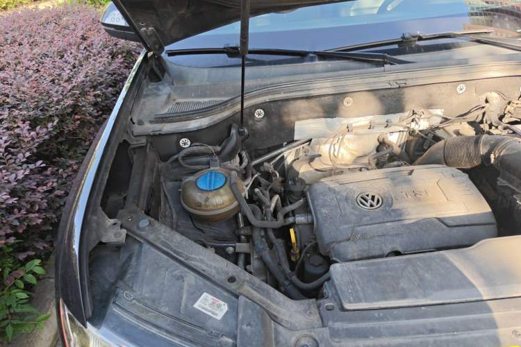 Used Volkswagen Teramont 2017 380TSI Four-Wheel Drive Luxury Edition Engine Bay Right