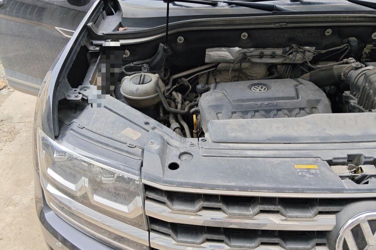 Used Volkswagen Teramont 2017 330TSI Two-Wheel-Drive Luxury Edition Engine Bay Right
