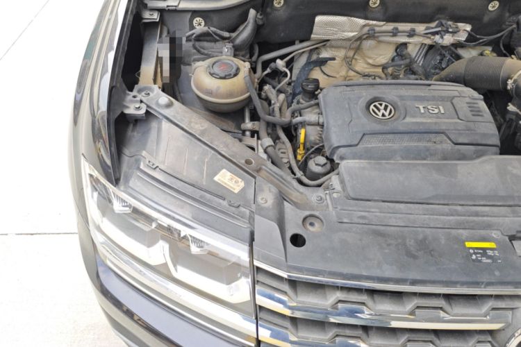 Used Volkswagen Teramont 2017 380TSI Four-Wheel Drive Luxury Edition Engine Bay Right