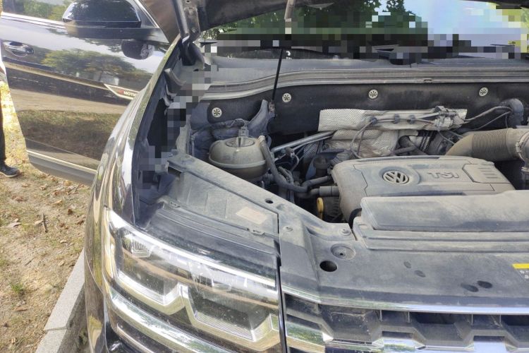 Used Volkswagen Teramont 2017 380TSI Four-Wheel Drive Luxury Edition Engine Bay Right