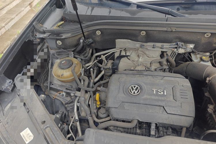 Used Volkswagen Teramont 2017 380TSI Four-Wheel Drive Luxury Edition Engine Bay Right