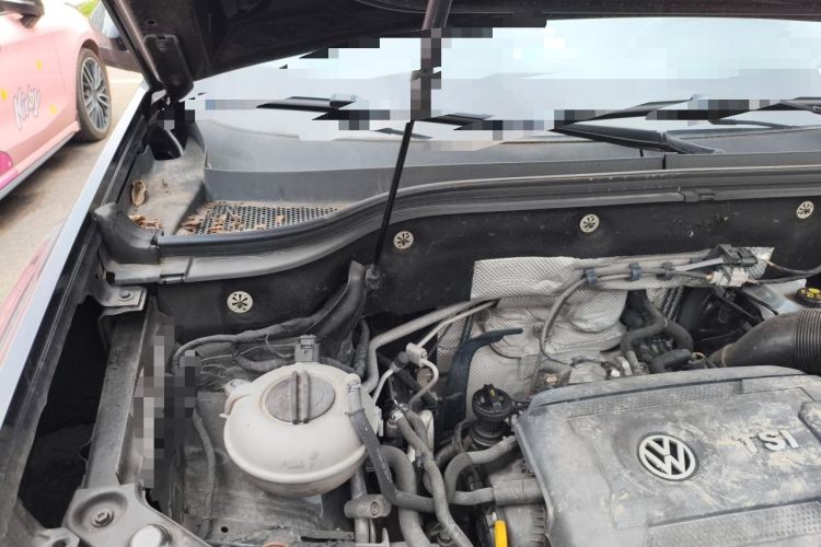 Used Volkswagen Teramont 2017 380TSI Four-Wheel Drive Luxury Edition Engine Bay Right