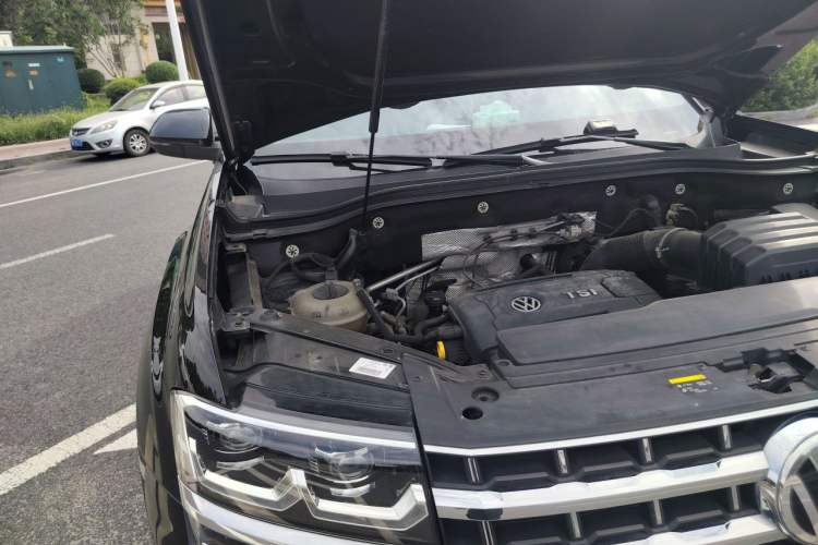 Used Volkswagen Teramont 2017 380TSI Four-Wheel Drive Flagship Edition Engine Bay Right