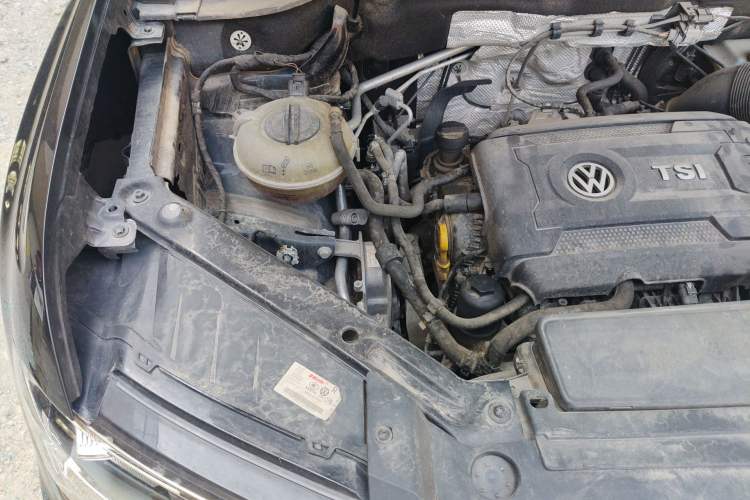 Used Volkswagen Teramont 2017 380TSI Four-Wheel Drive Comfort Edition Engine Bay Right