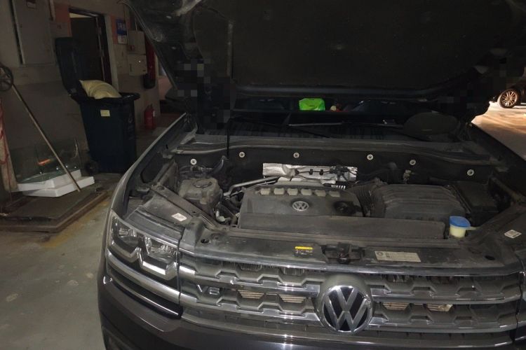 Used Volkswagen Teramont 2017 530 V6 Four-Wheel Drive Luxury Edition Engine Bay Right