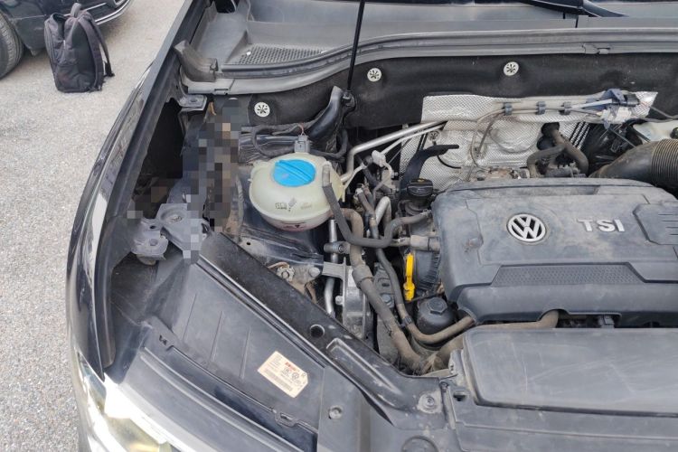 Used Volkswagen Teramont 2017 380TSI Four-Wheel Drive Luxury Edition Engine Bay Right