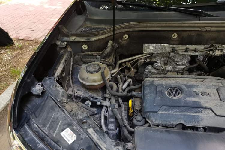 Used Volkswagen Teramont 2017 380TSI Four-Wheel Drive Comfort Edition Engine Bay Right