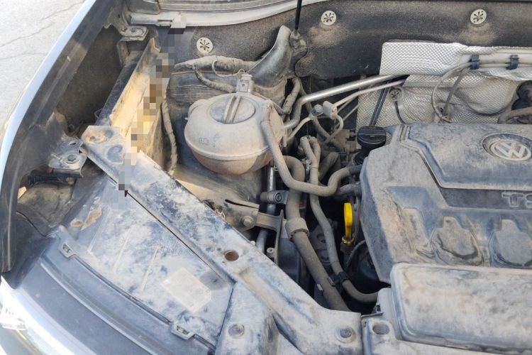 Used Volkswagen Teramont 2017 330TSI Two-Wheel-Drive Luxury Edition Engine Bay Right