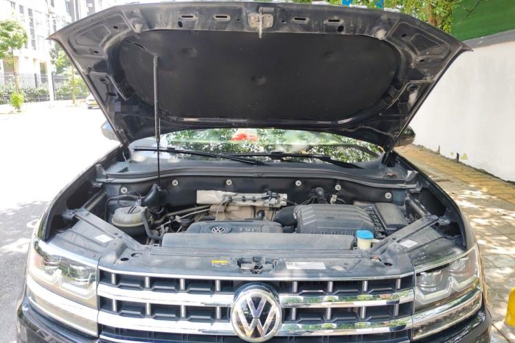 Used Volkswagen Teramont 2017 380TSI Four-Wheel Drive Flagship Edition Engine Bay