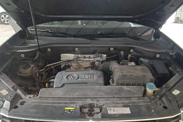 Used Volkswagen Teramont 2017 380TSI Four-Wheel Drive Luxury Edition Engine Bay