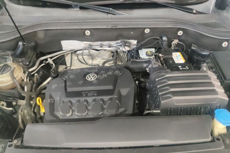 Used Volkswagen Teramont 2017 330TSI Two-Wheel-Drive Luxury Edition Engine Bay