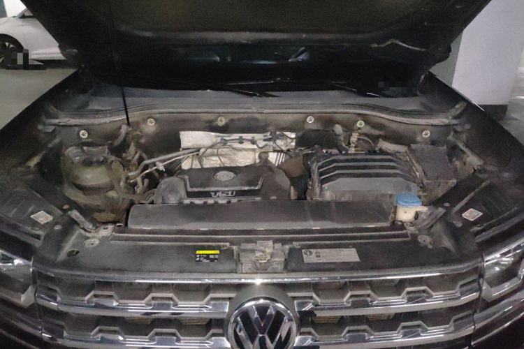 Used Volkswagen Teramont 2017 330TSI Two-Wheel-Drive Luxury Edition Engine Bay