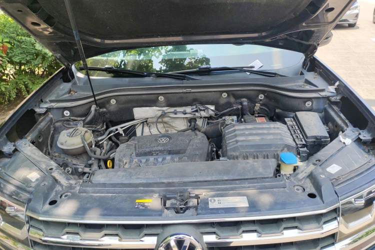 Used Volkswagen Teramont 2017 330TSI Two-Wheel-Drive Luxury Edition Engine Bay