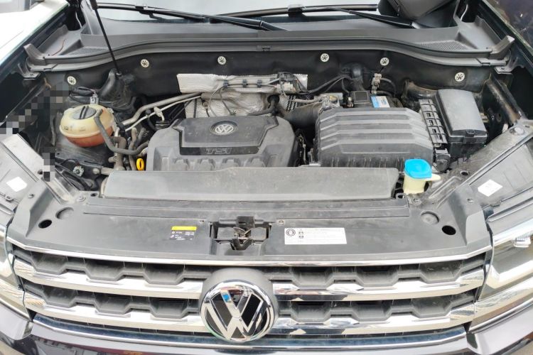 Used Volkswagen Teramont 2017 330TSI Two-Wheel-Drive Luxury Edition Engine Bay