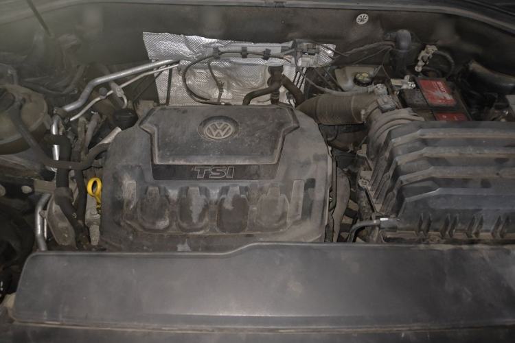 Used Volkswagen Teramont 2017 330TSI Two-Wheel-Drive Luxury Edition Engine Bay
