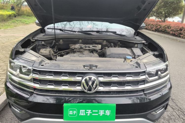 Used Volkswagen Teramont 2017 330TSI Two-Wheel-Drive Luxury Edition Engine Bay