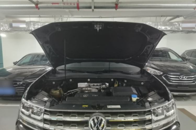 Used Volkswagen Teramont 2017 380TSI Four-Wheel Drive Luxury Edition Engine Bay