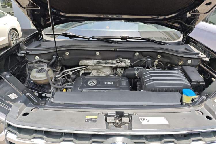 Used Volkswagen Teramont 2017 380TSI Four-Wheel Drive Luxury Edition Engine Bay