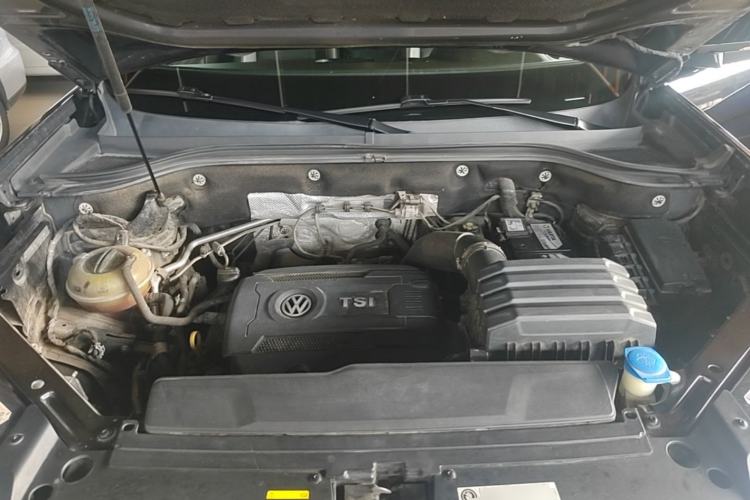 Used Volkswagen Teramont 2017 380TSI Four-Wheel Drive Luxury Edition Engine Bay